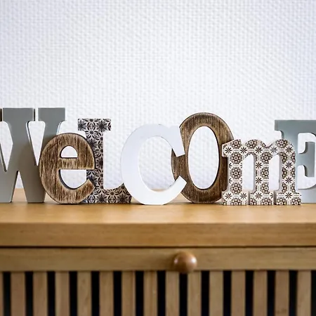 Oasis Urbaine - Proche Centre-ville - Garage Apartment *