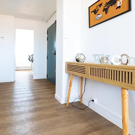 Oasis Urbaine - Proche Centre-ville - Garage 아파트