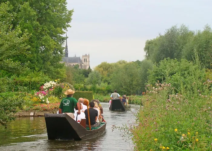 Oasis Urbaine - Proche Centre-ville - Garage Apartment Amiens