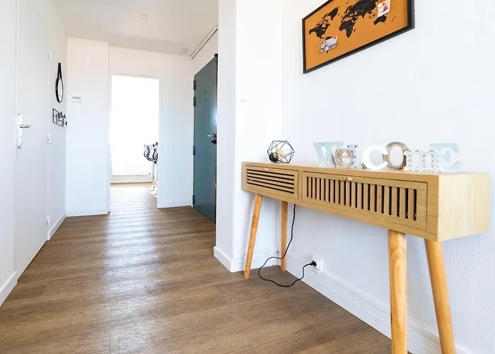 Oasis Urbaine - Proche Centre-ville - Garage Apartment